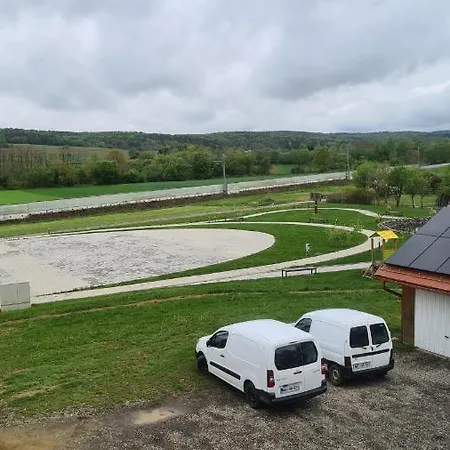 Gostisce Pri Rudiju 3*