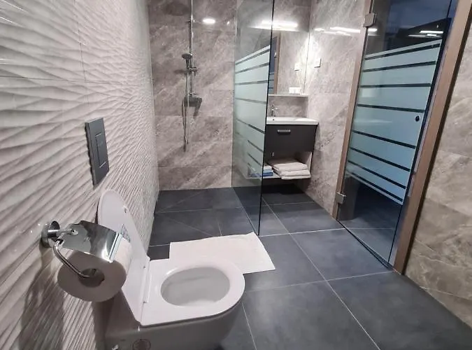 Gostisce Pri Rudiju Salovci